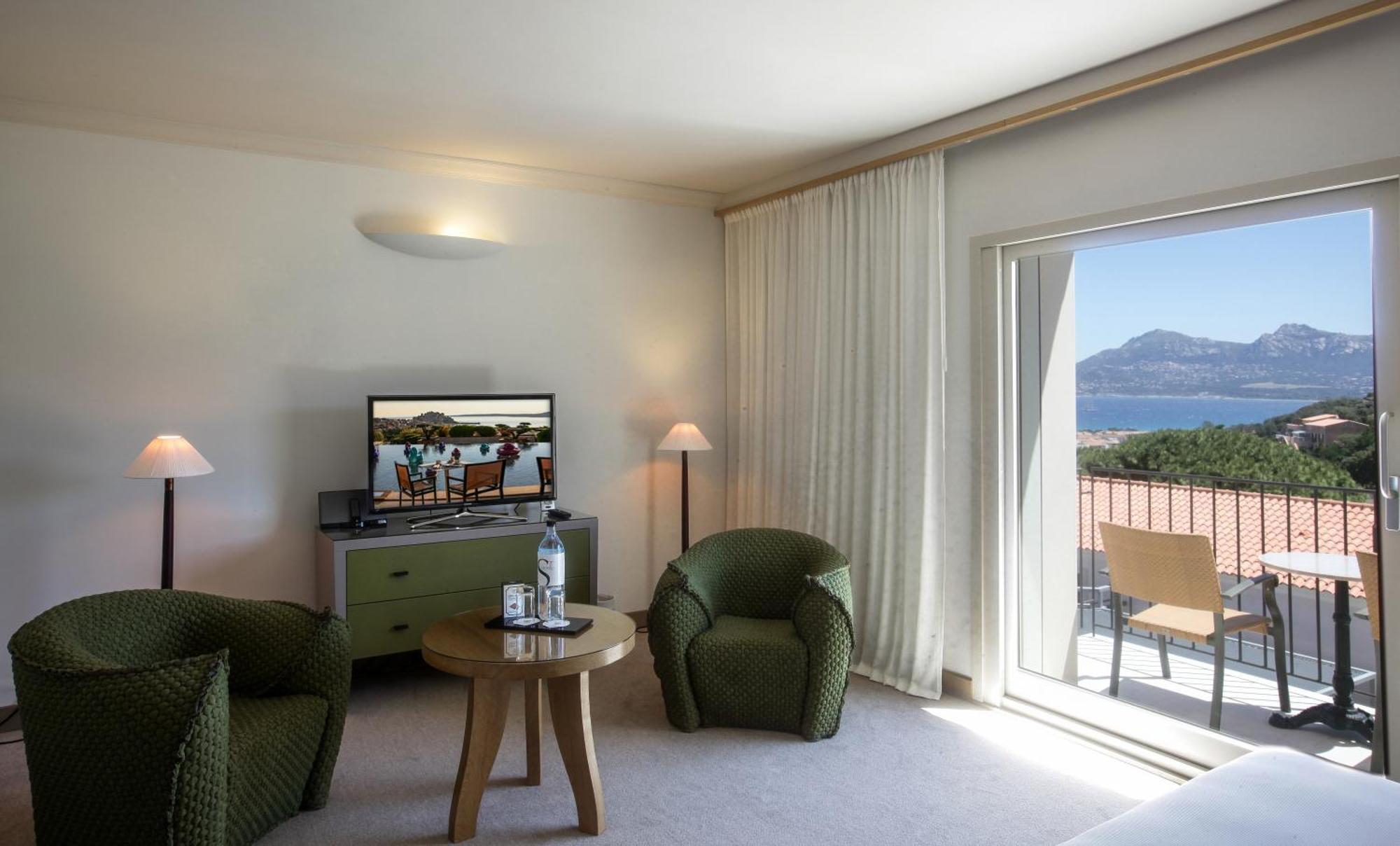 La Villa Calvi Exteriör bild